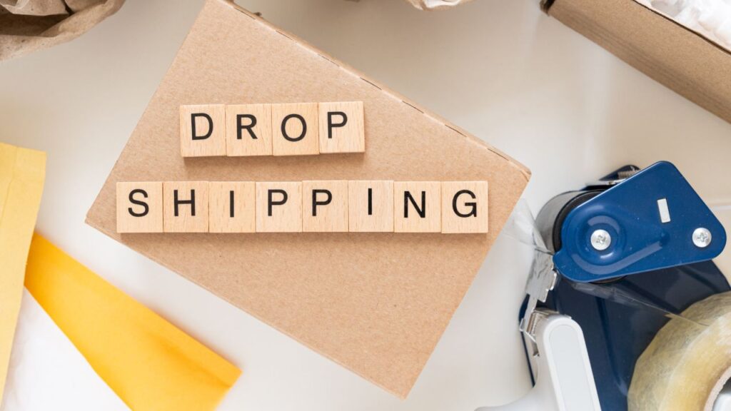 How to Earn Money with Drop Shipping in 2024: A Comprehensive Guide